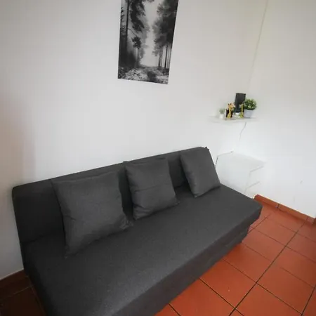 Oriente Dna Vi Apartman *